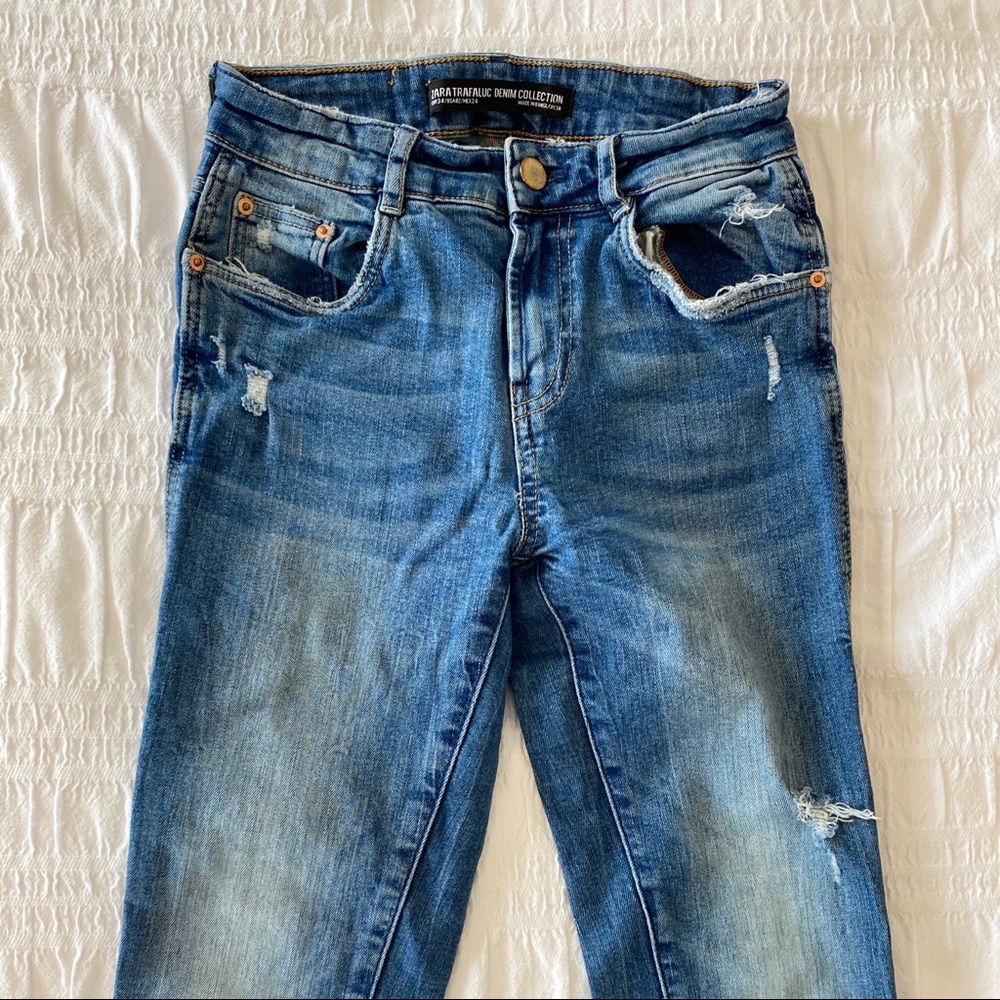 Jeans - Picture 2 of 4